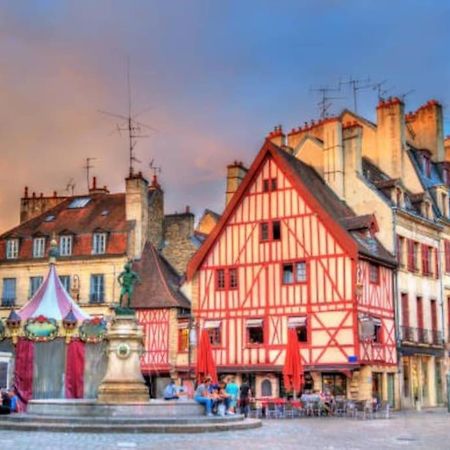 Le Jade : Au Coeur Du Centre Historique Apartman Dijon Kültér fotó