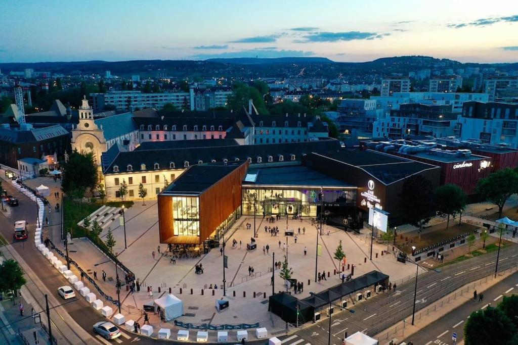 Le Jade : Au Coeur Du Centre Historique Apartman Dijon Kültér fotó
