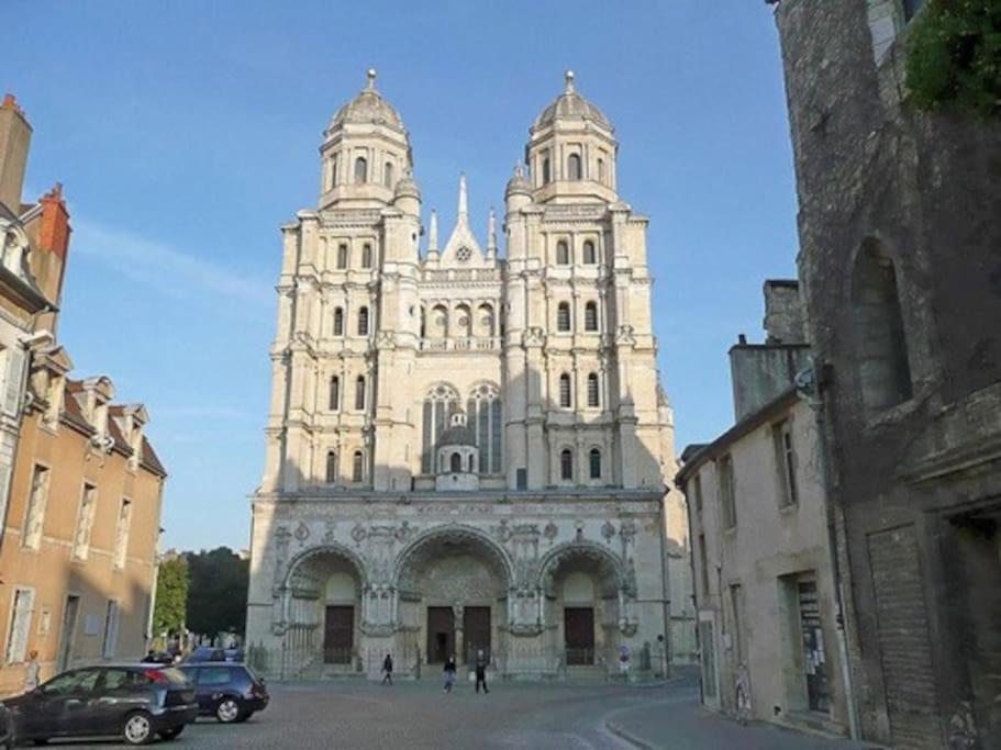 Le Jade : Au Coeur Du Centre Historique Apartman Dijon Kültér fotó